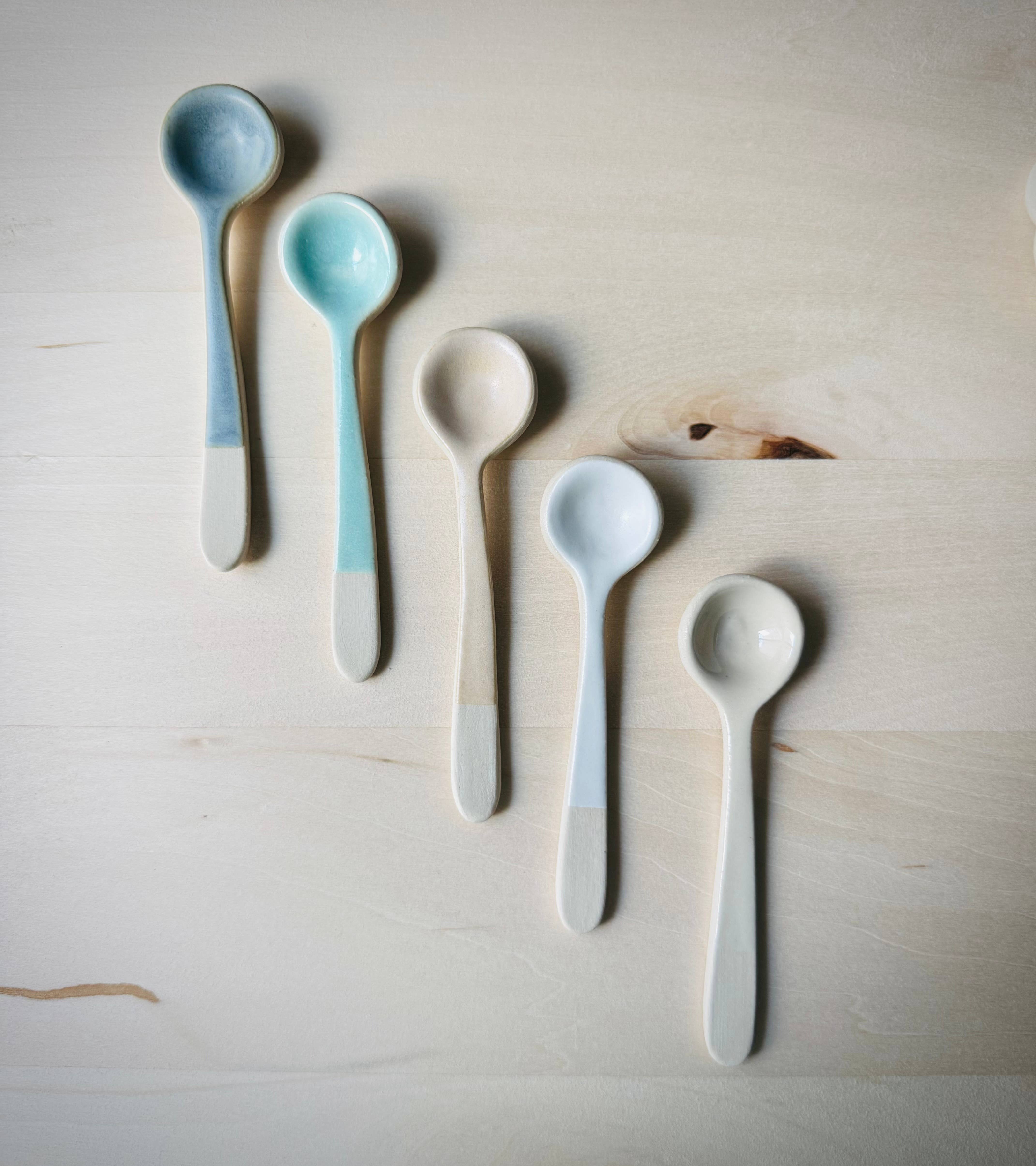 Wishbone Pottery - Wholesale Kitchen Spoon - Stoneware Clay Spoon4