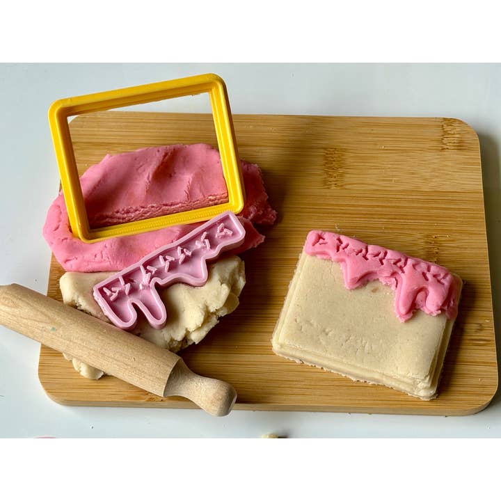 Fresh Masa - play dough & sensory kits - Wholesale Toy Set - Kids - My Little PanaderÃa Play Dough & Sensory Kit – Latino-Inspir