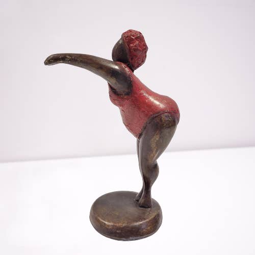 Moogoo Creative Africa - Wholesale Sculpture - Bronze sculpture “Bobaraba Plongeuse” | by Soré | 19cm 1kg2