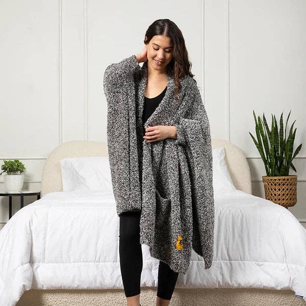 Big Blanket Co - Wholesale Robe - Unisex - Premier Plush™ Wrap13