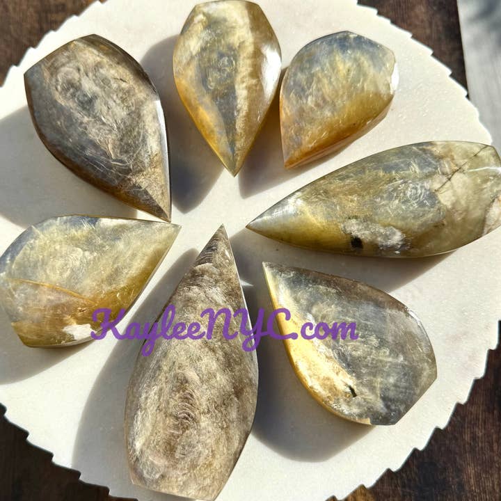 KayleeNYC - Wholesale Spiritual Stone/Crystal - 6-7 PCs Natural Muscovite Golden Mica Freeform Healing