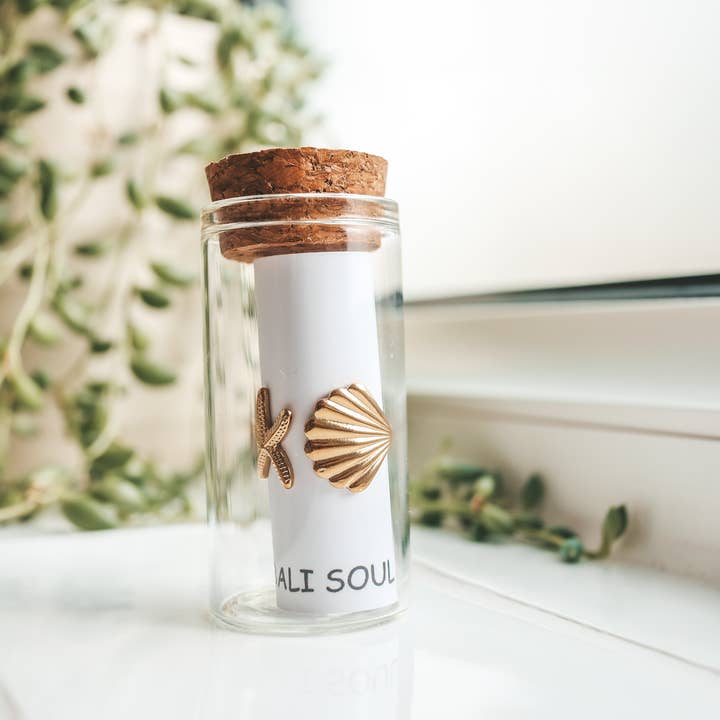 Bali Soul - Wholesale Cocktail/Statement Ring - Shell with Starfish Gold Ring4