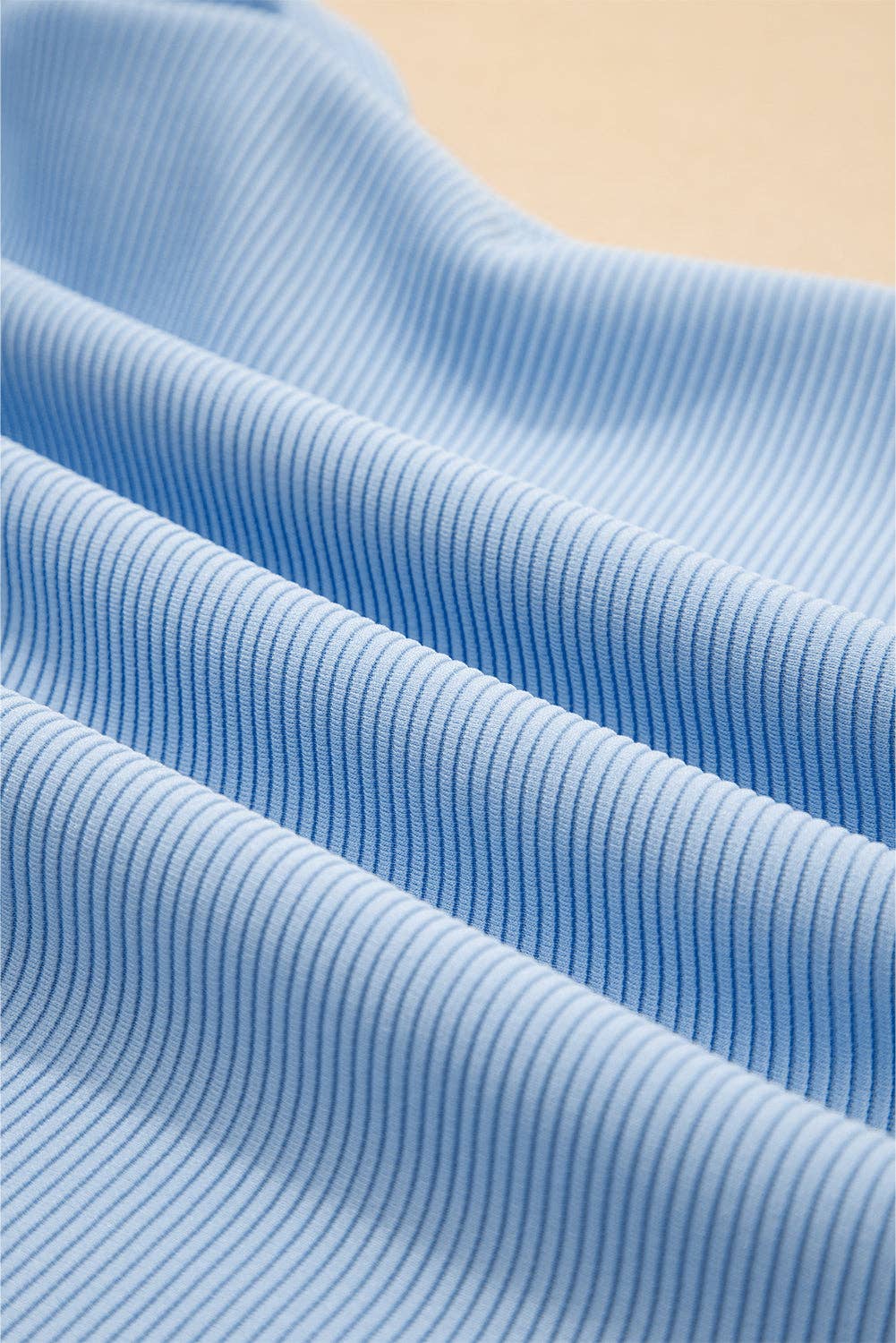 PRETTY BASH – Engroshandel Loungesæt - Dame – Sæt med tekstureret flæse halv lynlås top og bukser20