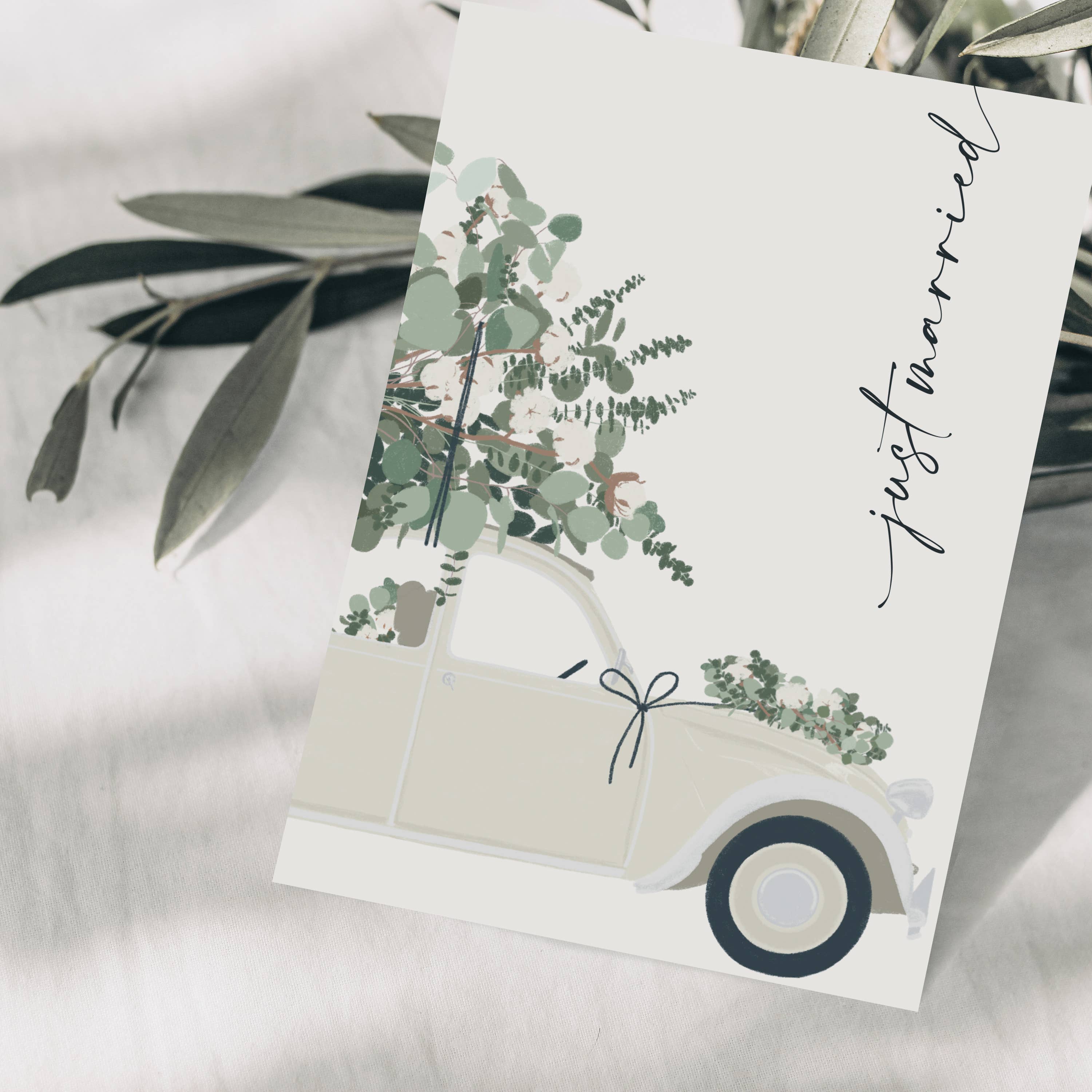 Wildblumen Atelier - Wholesale Wedding Card - Just married car postcard with eucalyptus, FSC certified1