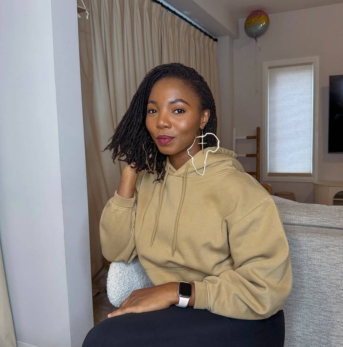 Adé & Grace - Wholesale Dangle Earrings - "Africa x Cross" Oversized Earrings1