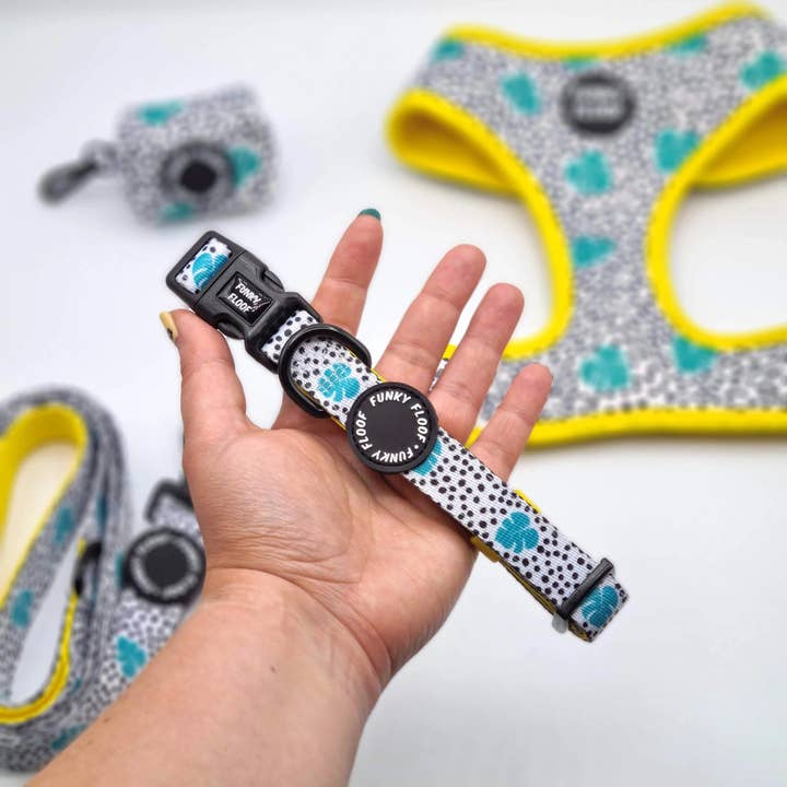 Club Tropicana - Collar for wholesale by Funky Floof