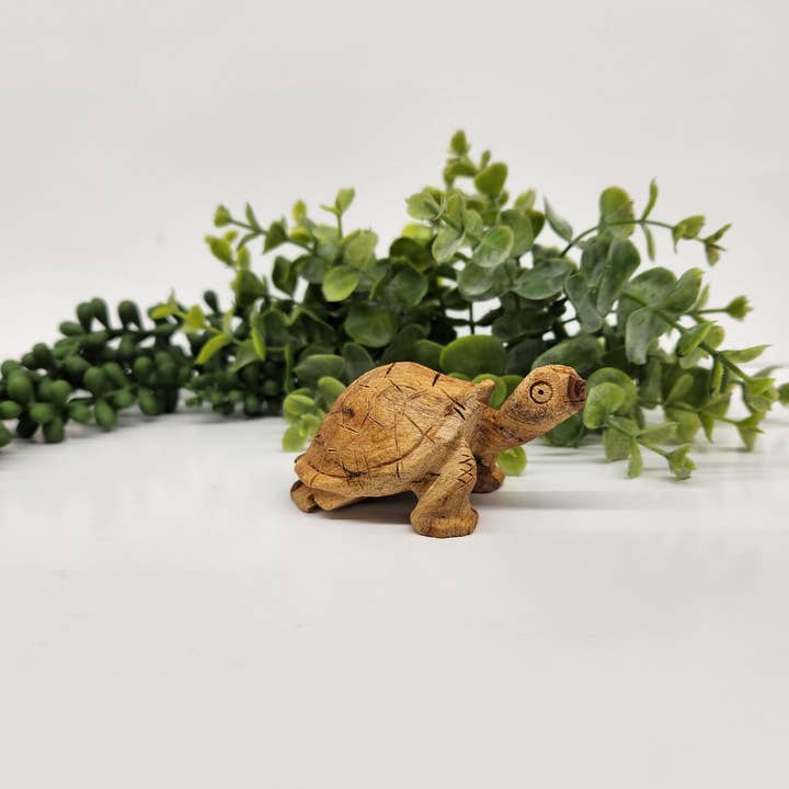 Meraki Gemstones - Vendita all'ingrosso Statuette decorative - Tartaruga Palo Santo intagliata a mano2