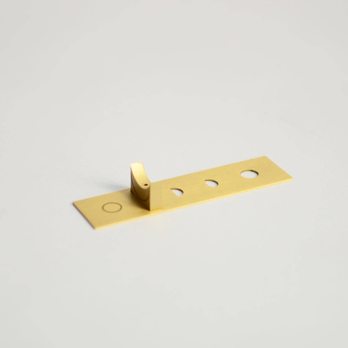 Cedar and Myrrh - Vente Porte-encens - Porte-encens en laiton pour Palo Santo – Design phases de la lune2