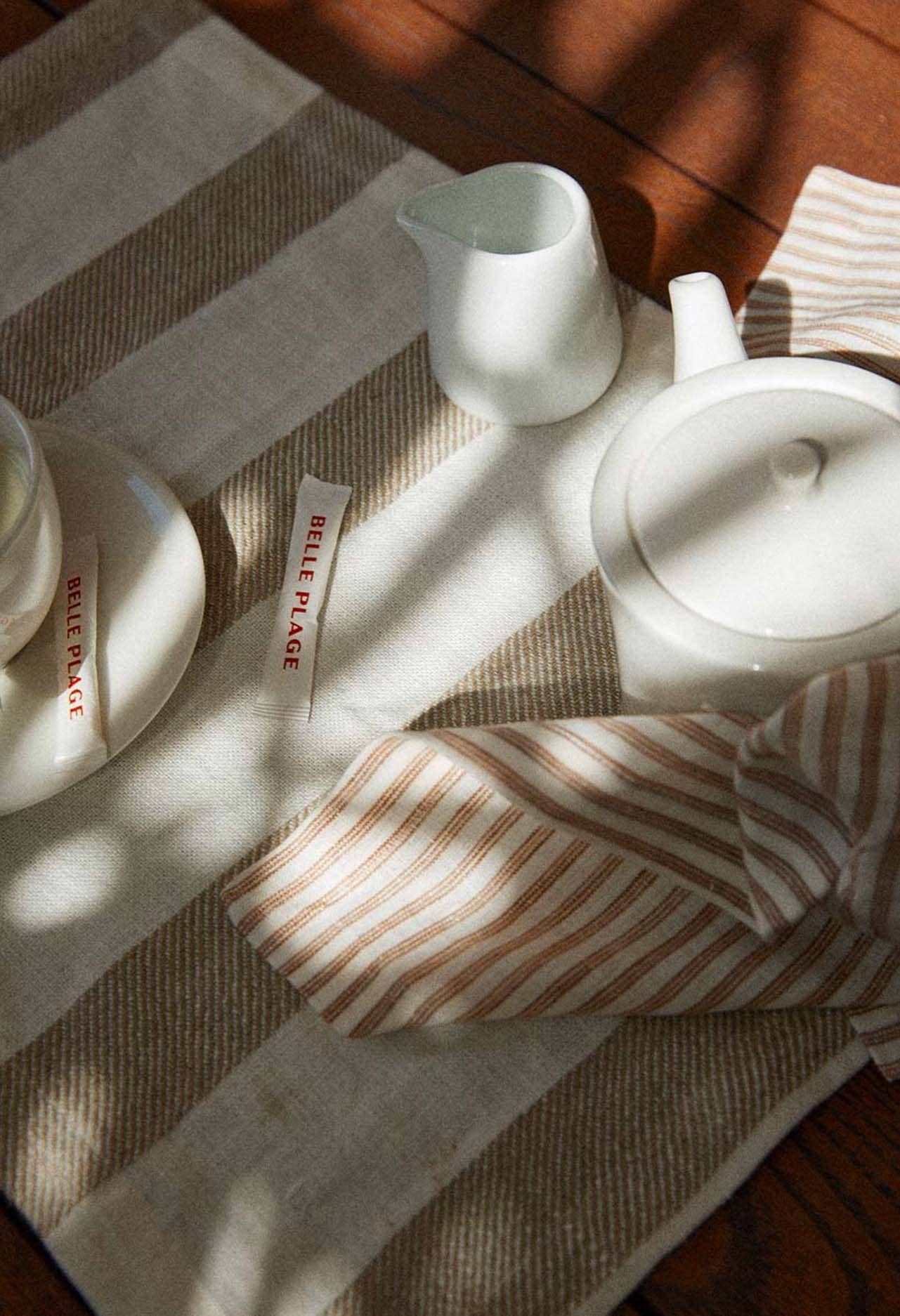 Gabrielle Paris - Wholesale Tablecloth - Bastide linen tablecloth2