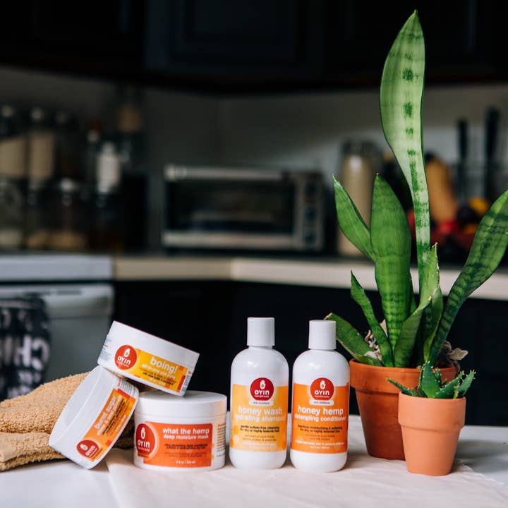 Oyin Handmade – wholesale Hårpomada - Herr – Fodral för bränt socker fuktighetsbevarande hårpomader (6)6