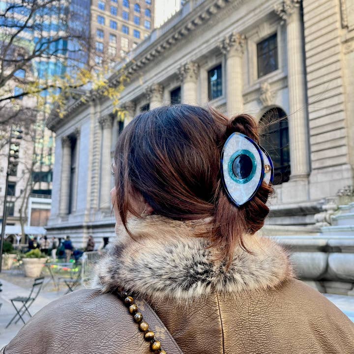 Solar Eclipse – wholesale Hair clip – Women’s – Hand-painted Evil Eye Claw Hair Clip | Eco-Friendly2