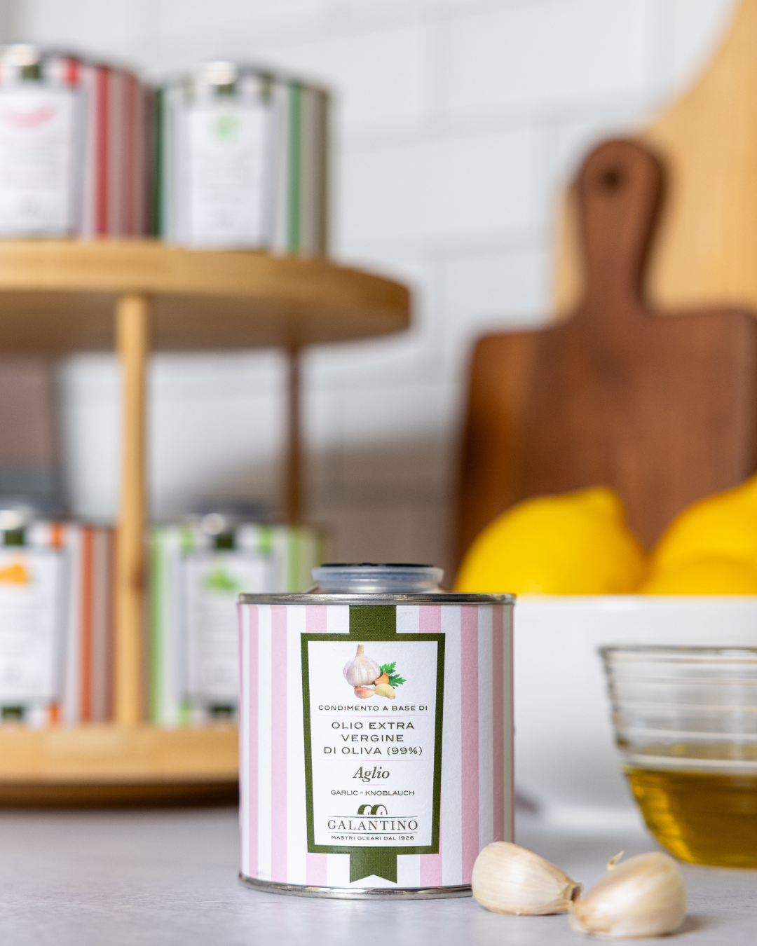 Zia Pia - Wholesale Olive Oil - Garlic Extra Virgin Olive Oil2