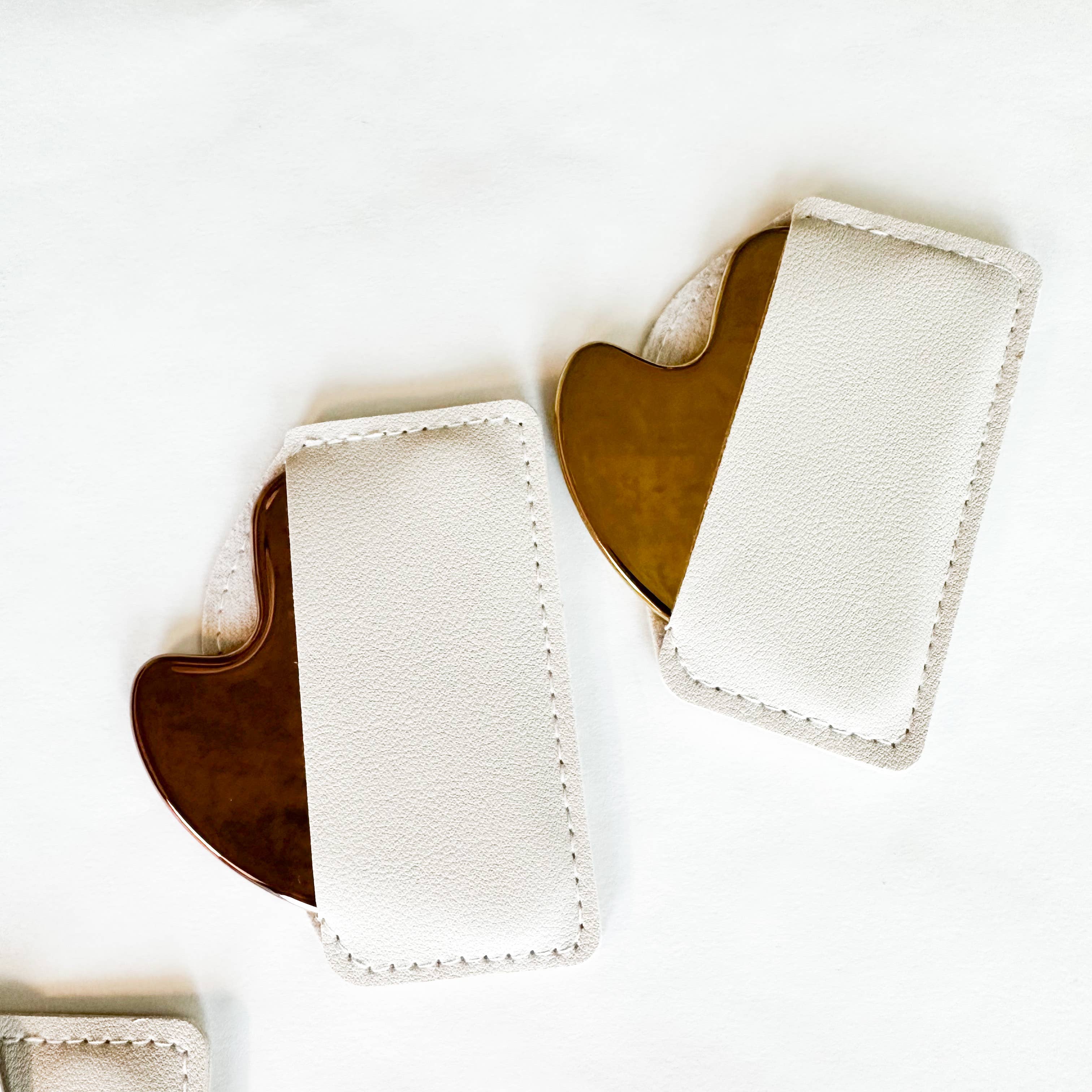 Smile Boutiques - Wholesale Gua Sha Tool - Gold Stainless Steel Gua Sha 4