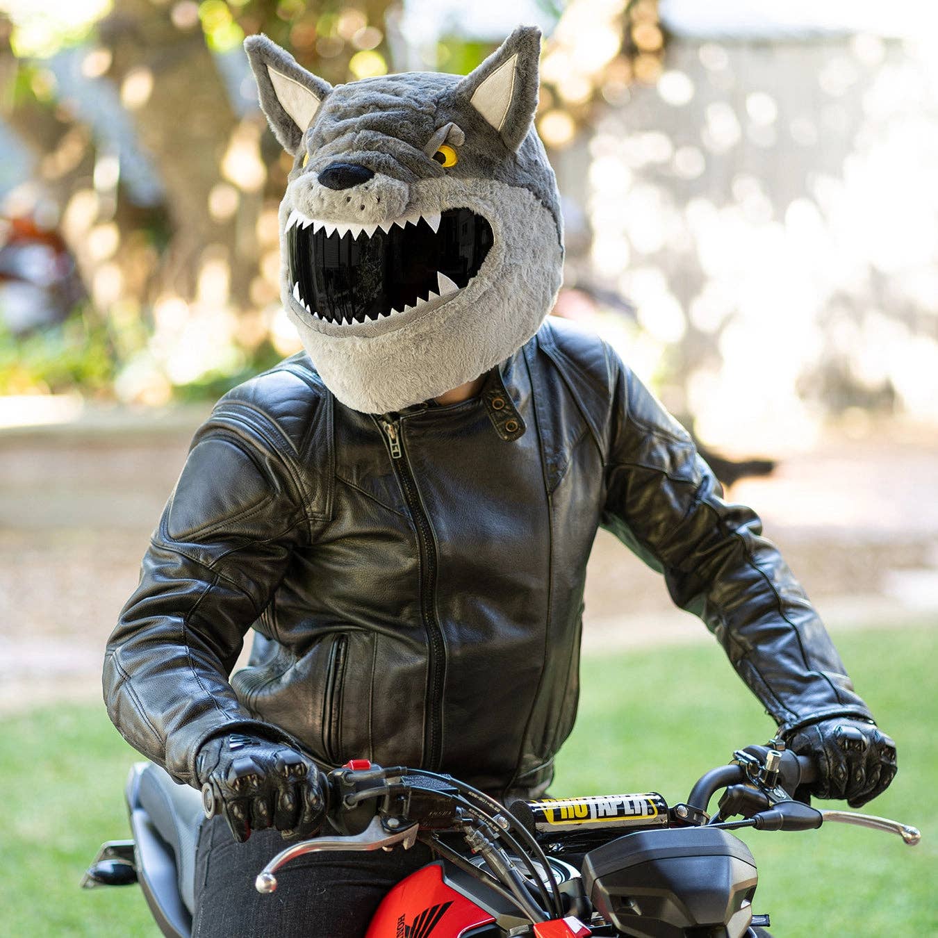 Moto Loot - Wholesale Costume - Unisex - Motorcycle Helmet Cover - Wolf6