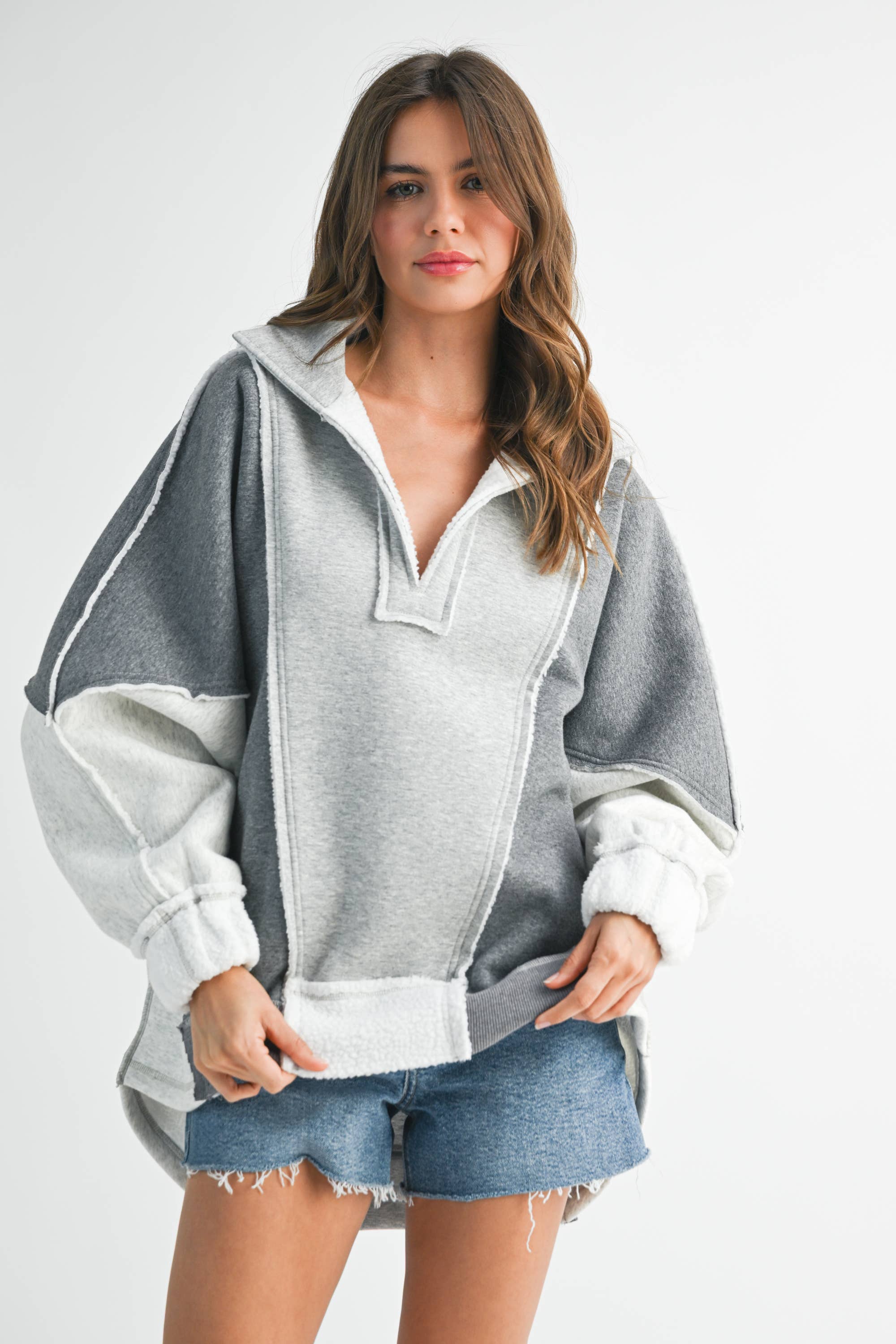 AEMI + CO - Wholesale Sweatshirt - Women's - 952CK Lallie Sweatshirt 621