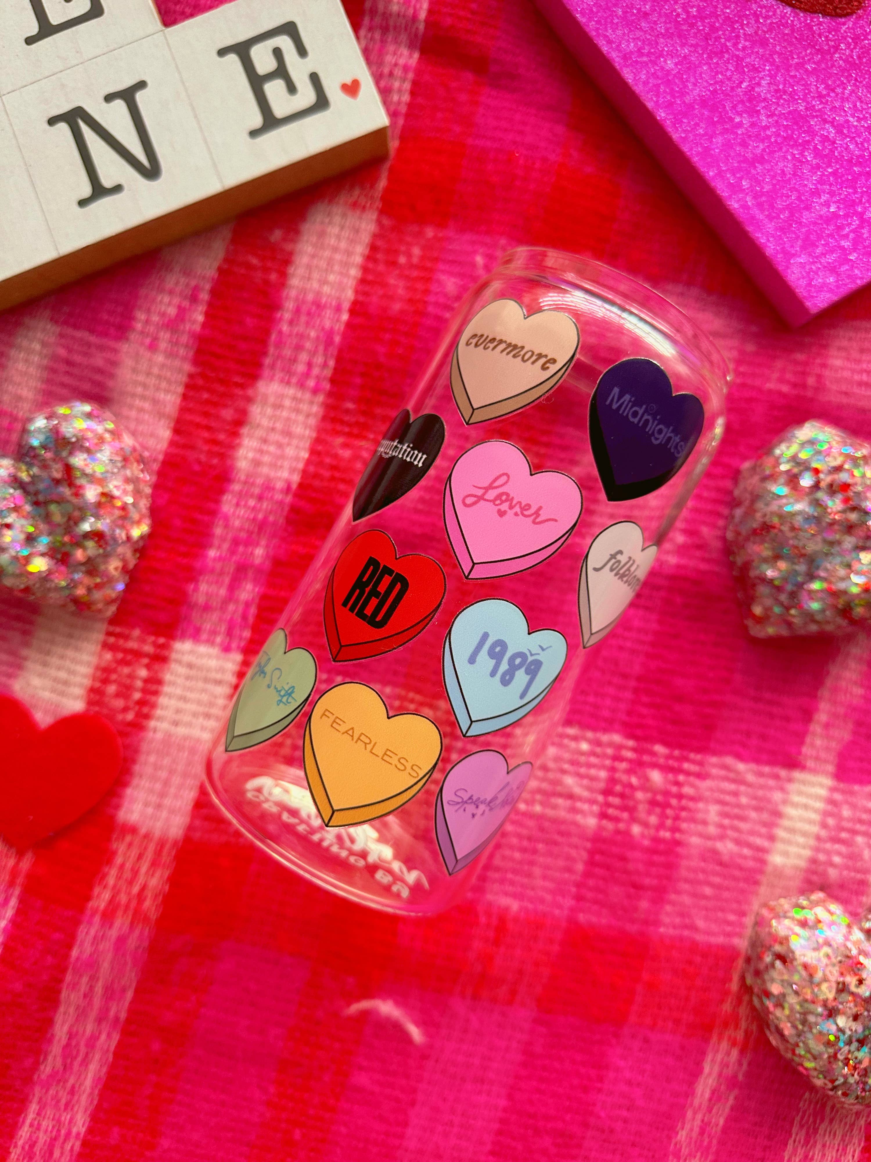 Crafting by Mayra - Vente Verre/tasse - Boîte en verre Taylor Swift Eras Tour Candy Hearts2