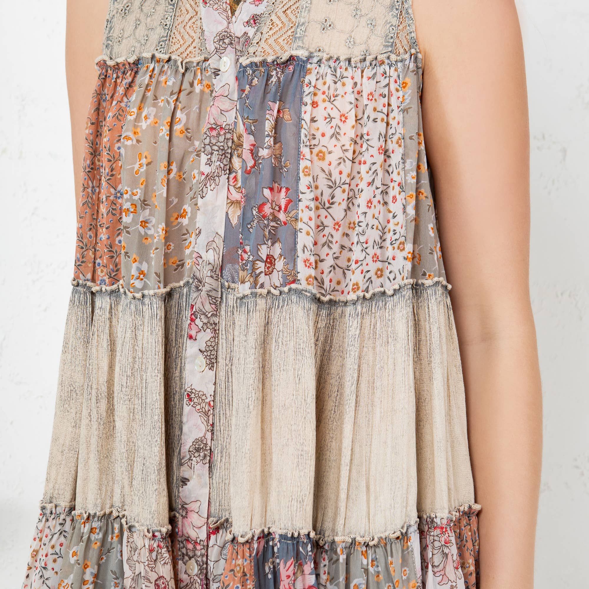 Young Threads - Wholesale Button Down Shirt - Women's - Boho Chic Nomad Patchwork Buttondown Top Sleevel (New Color)18