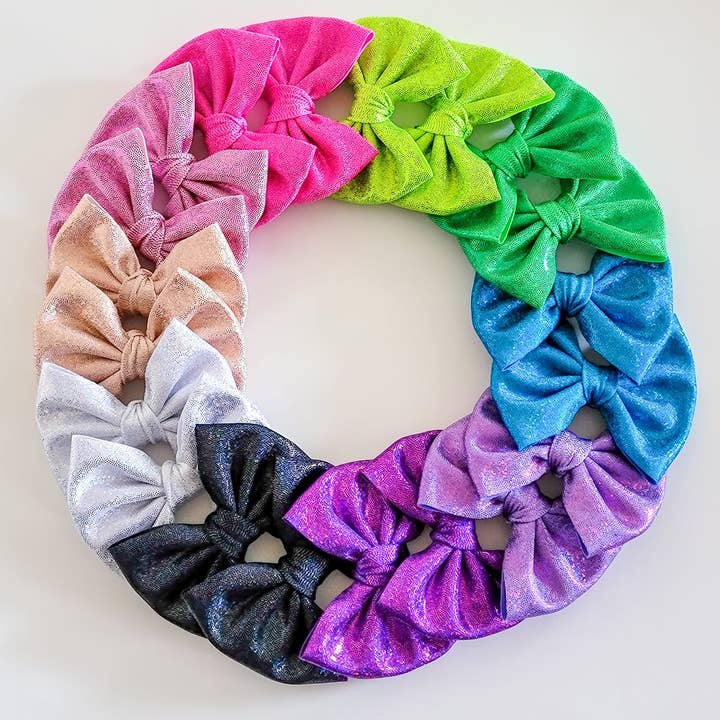 Dainty Delights Creations – Laço para o cabelo – Criança por atacado – Laço Savannah PIGIES Conjunto Holográfico Roxo1