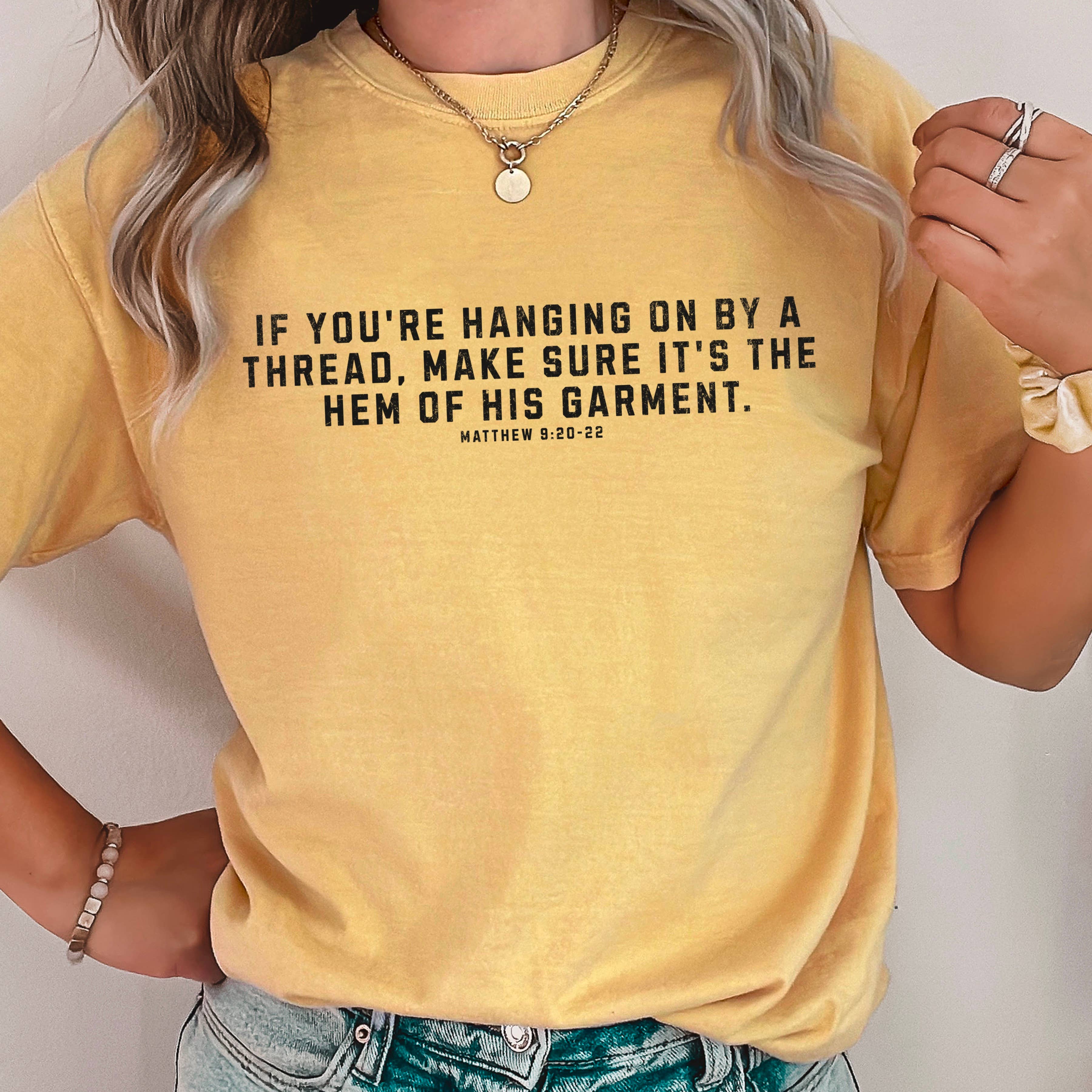 Shoppe SHC - Vente T-shirt à imprimés – femme - Christian Graphic | Ne tenir qu'à un fil | Couleur confort18