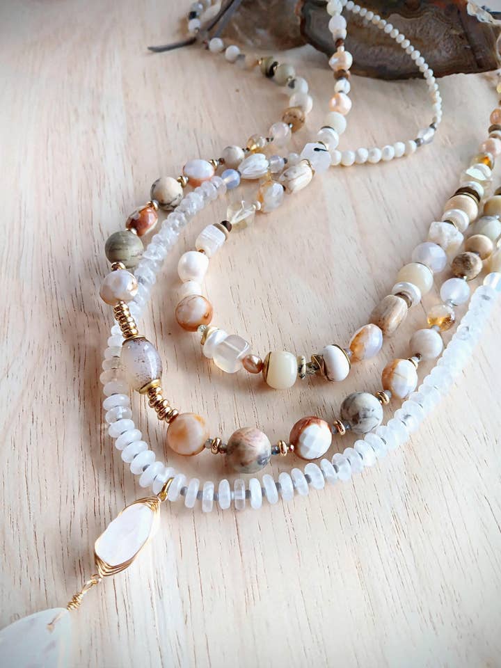 Eine Meeres-Serenade Kollektion | Perlen und Opal für den Großhandel von HavSolStudio