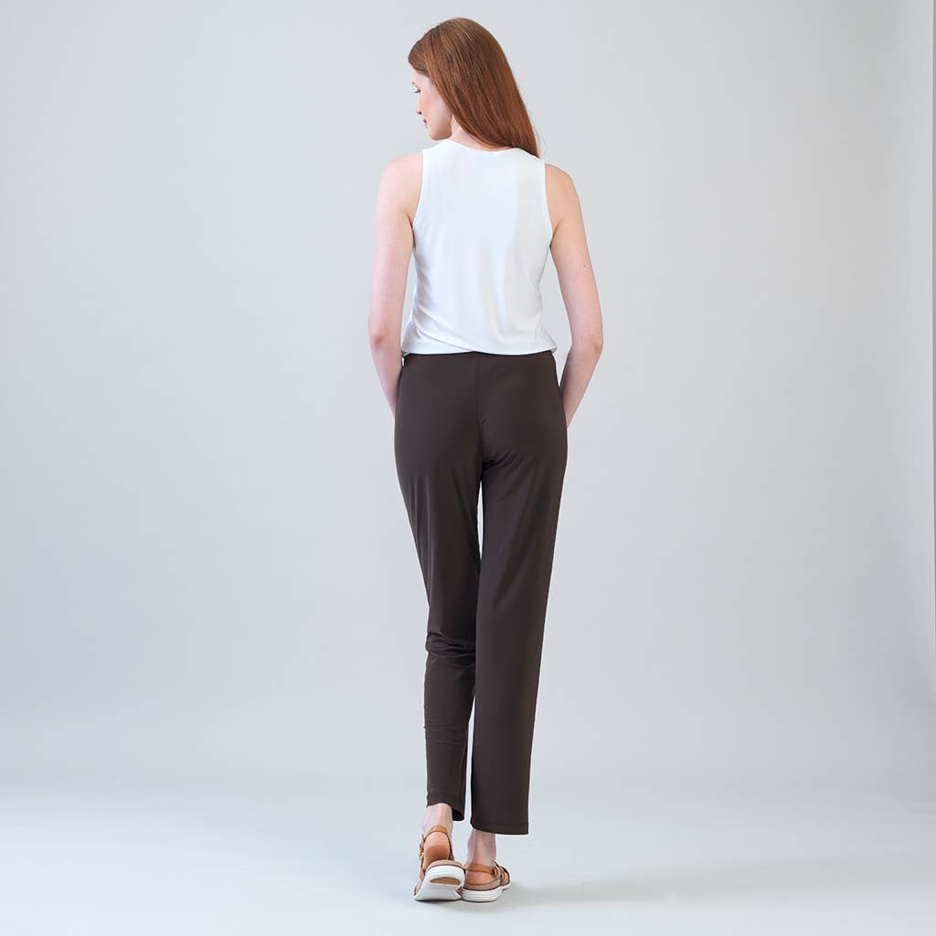 Clara Sunwoo - Wholesale Broek - Dames - 3PT - Kenmerkende broek met rechte pijpen5