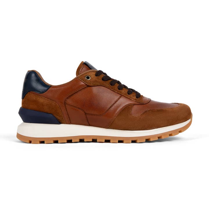 Baskets Edward Runner // Cognac Marine pour la vente par Anthony Veer