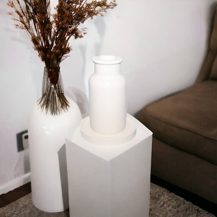 Ori Vase aus Jesmonite – Minimalismus und Raffinesse für den Großhandel von Life and Home Creation