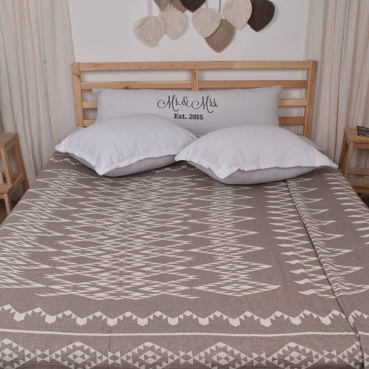 Personalized Turkish Blanket, Cozy Organic Bedcover for wholesale by Organic Turkish Towels