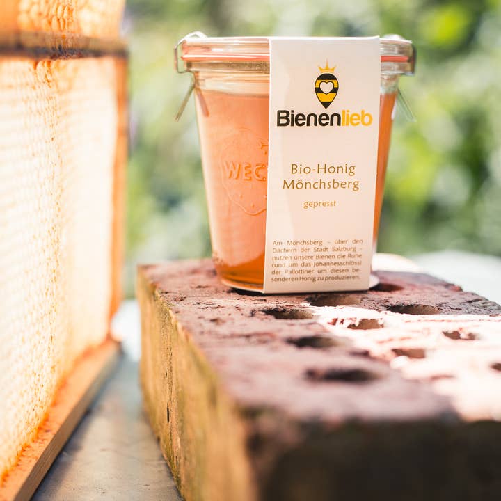 Bienenlieb - Wholesale Honey - Bienenlieb organic honey Kapuzinerberg pressed2