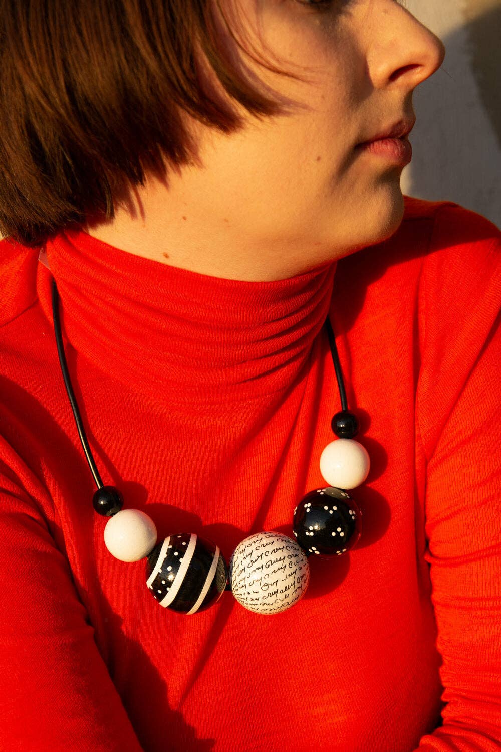 Gannwood - Wholesale Beaded/Pearl Necklace - Black and White Wooden Bead Necklace4