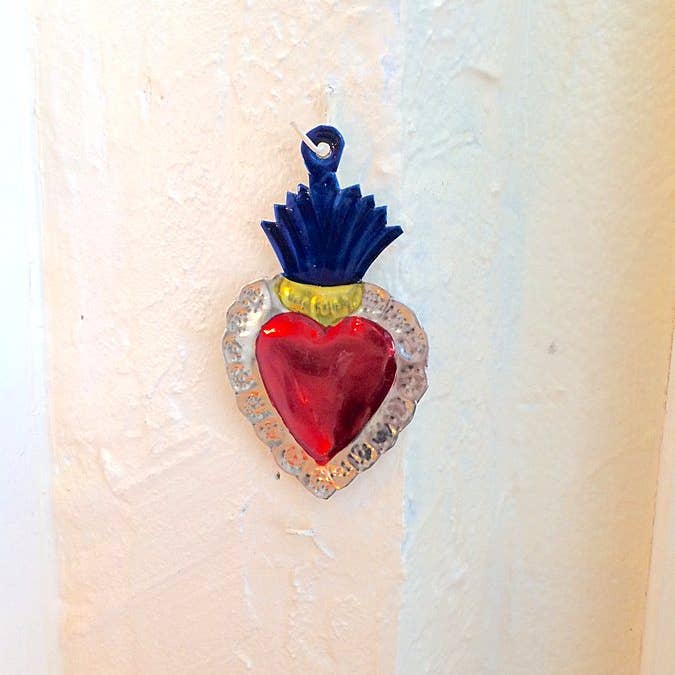 Tienda Esquipulas distribution - Venta al por mayor Papel pintado 3D - Corazón exvoto metal gofrado 8 cm