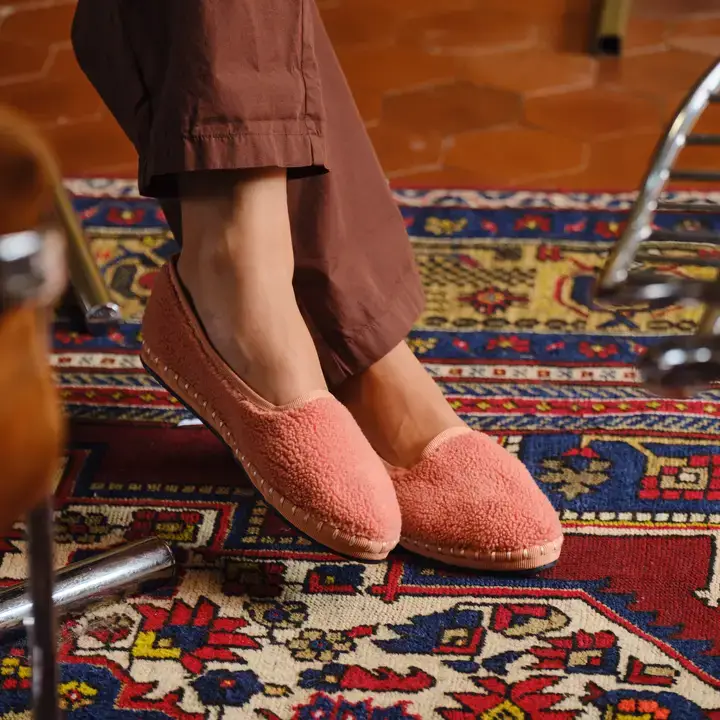 Vecchio Rosa CNT 64 OX 028 Old Pink 38 Mono for wholesale on Faire6