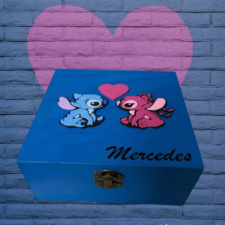 EME regalos - Wholesale Decorative Box - Customizable Stitch Box - Hand-painted wood1