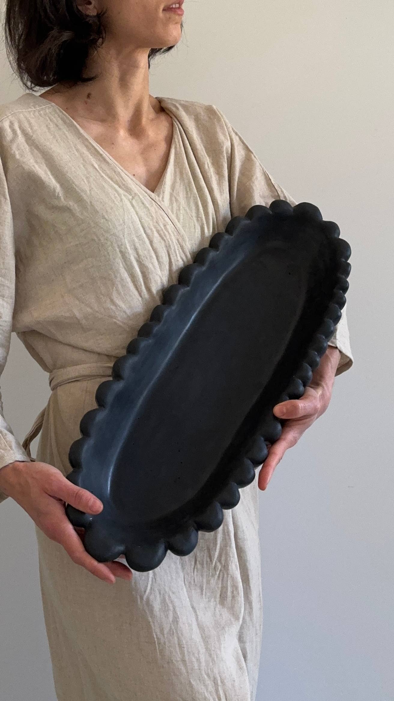 Atelier La Rouleuse - Venta al por mayor Bandejas/platos/boles decorativos - Cuenco FORMA XXL de concreto hecho a mano6