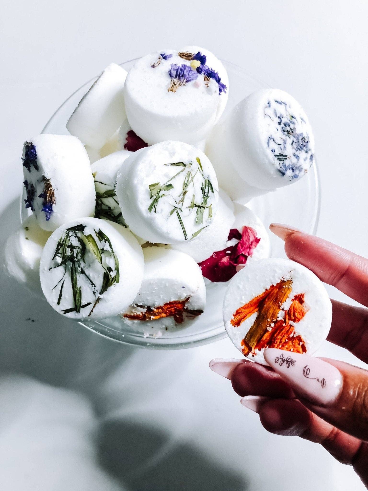 Subtle & Wild - Wholesale Shower Steamer/Bomb - Shower Steamers| Shower Steamer|Bath Bomb|Gift|Shower1