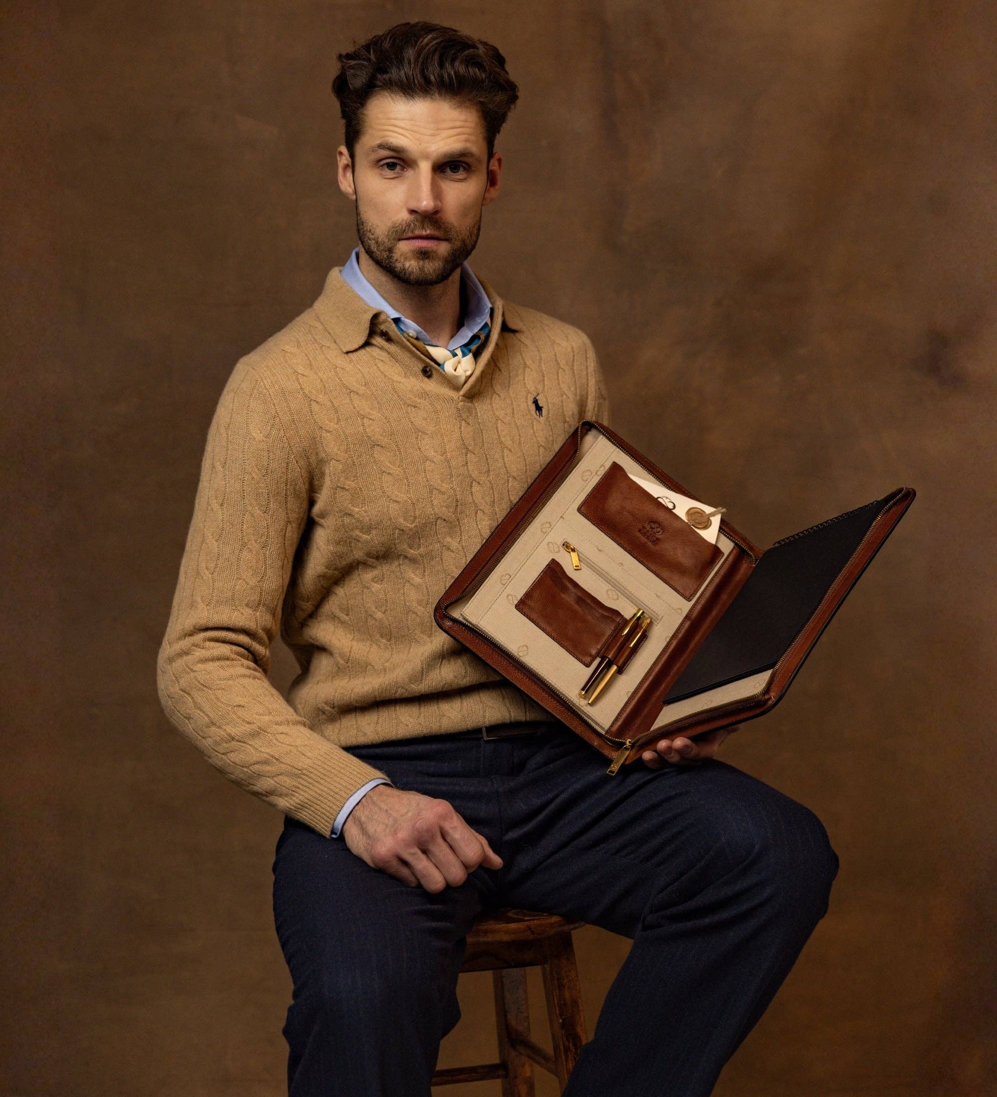 Time Resistance – wholesale Mappar – Lädermapp för A4-dokument - Candide2