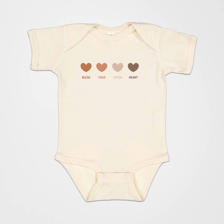 Babyromper „Bless your little Heart” voor wholesale door Bella Eve