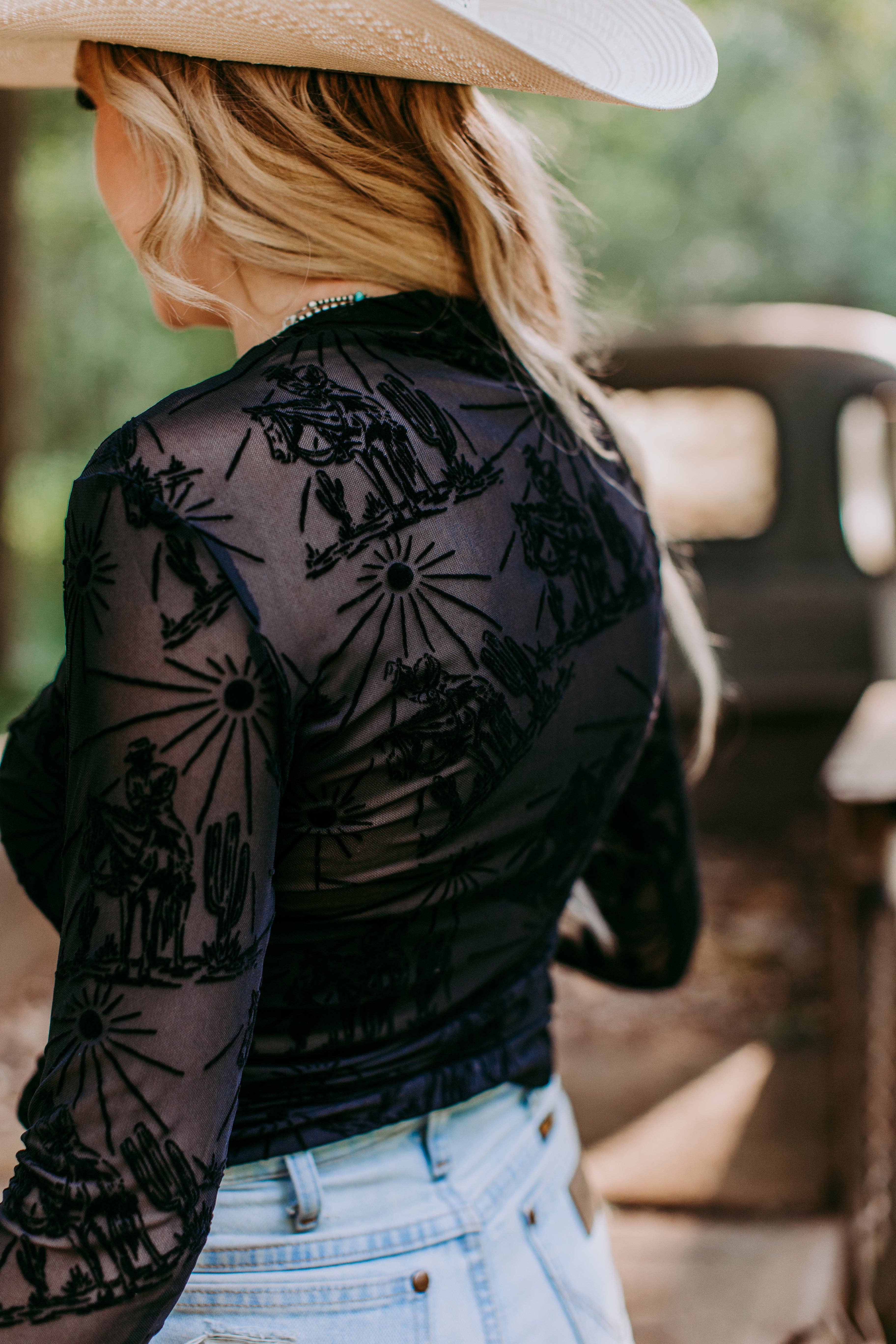 Black MK498 Sunshine 3D Printed Mesh Top for wholesale on Faire