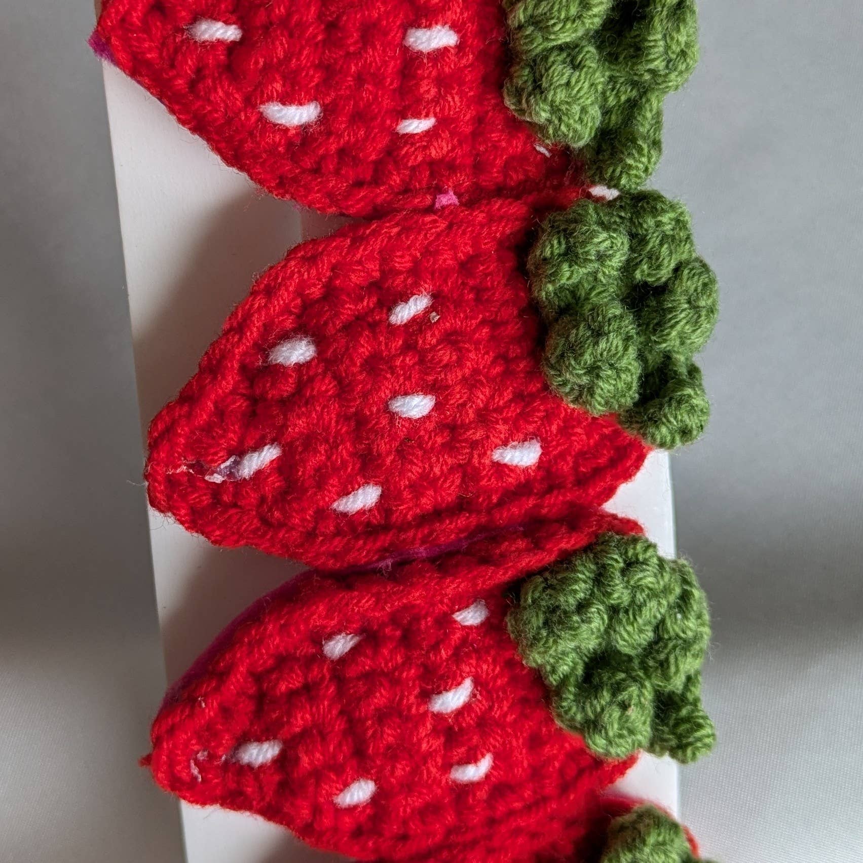 Janzy – wholesale Hårklämma - Dam – Handgjord virkad hårklämma3