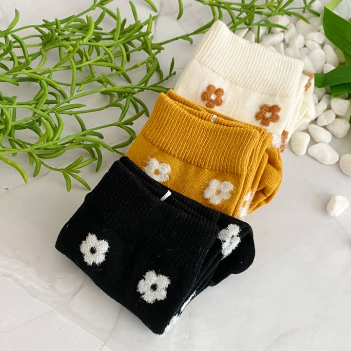 Ellison+Young – wholesale Strumpor - Dam – Mini Daisy Happiness Strumpor Set med 3