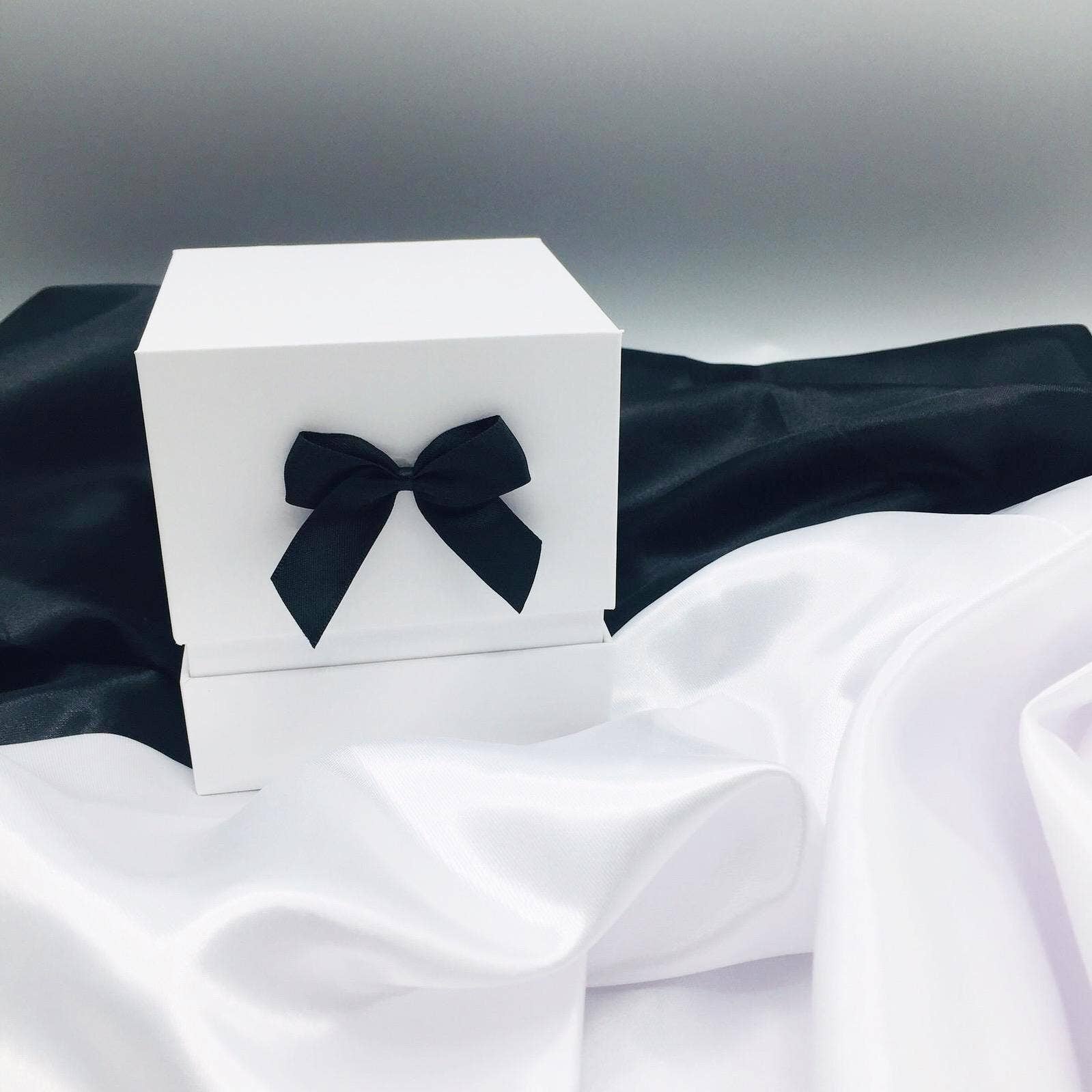 Crystal Flame – wholesale Gift box – Luxury Gift Boxes0