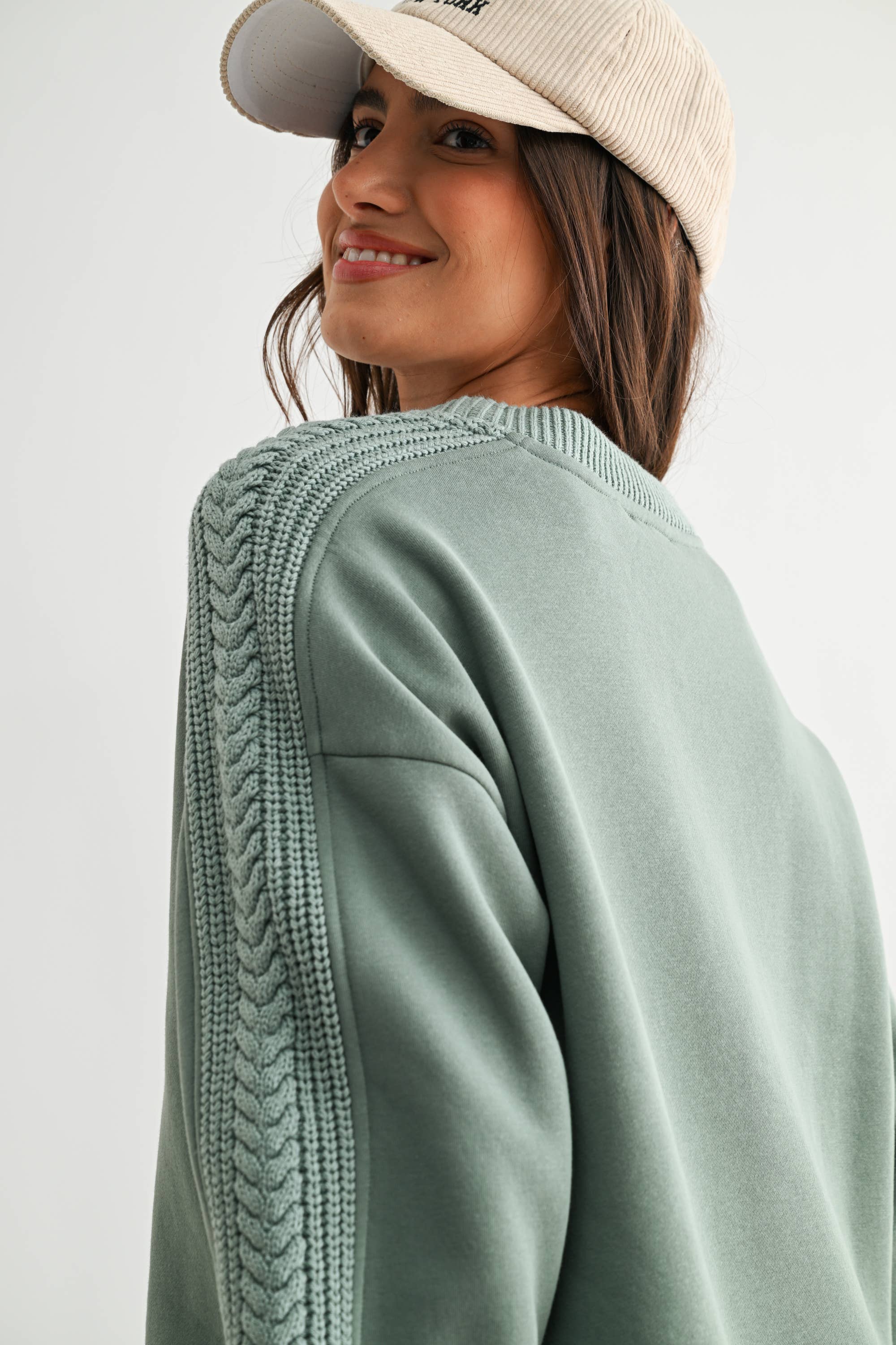 Camellia – wholesale Tops set – Women's – CS10248E CABLE KNIT TRIM OVERSIZED LOUNGE SET37