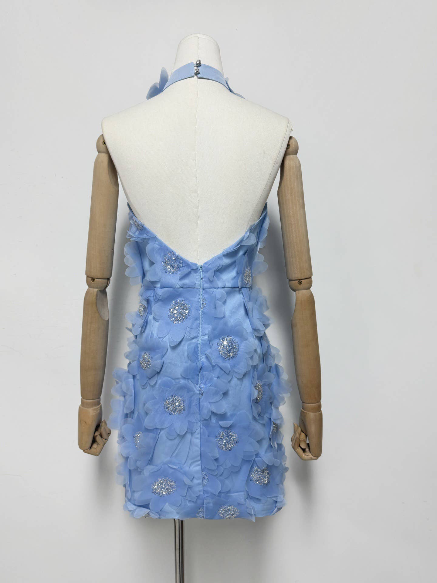 Productseeker - Wholesale Dress - Women's - DR751Y Halter Neck Sequin 3D Floral Backless Mini Dress19