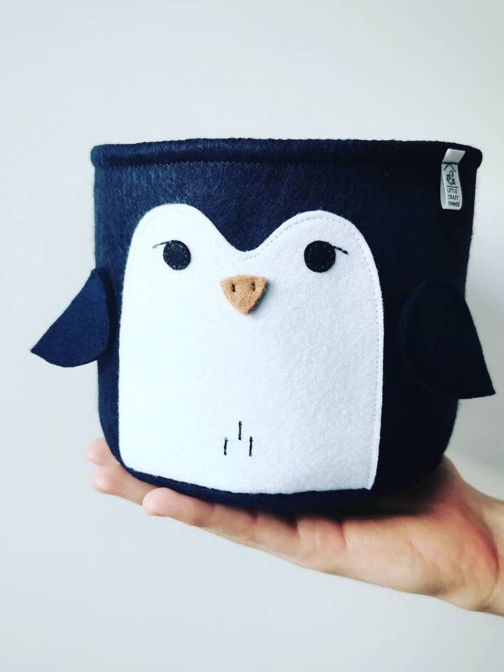 Kleine vilten pinguïnmand geïnspireerd op Scandinavische kerst, Kerstmis voor wholesale door Little Crazy Things