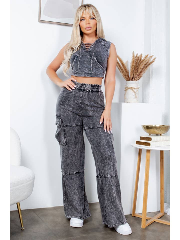 Jour - Vente Ensemble de vêtements d'intérieur – femme - Haut court à capuche délavé aux minéraux et pantalon à poche cargo GD56091