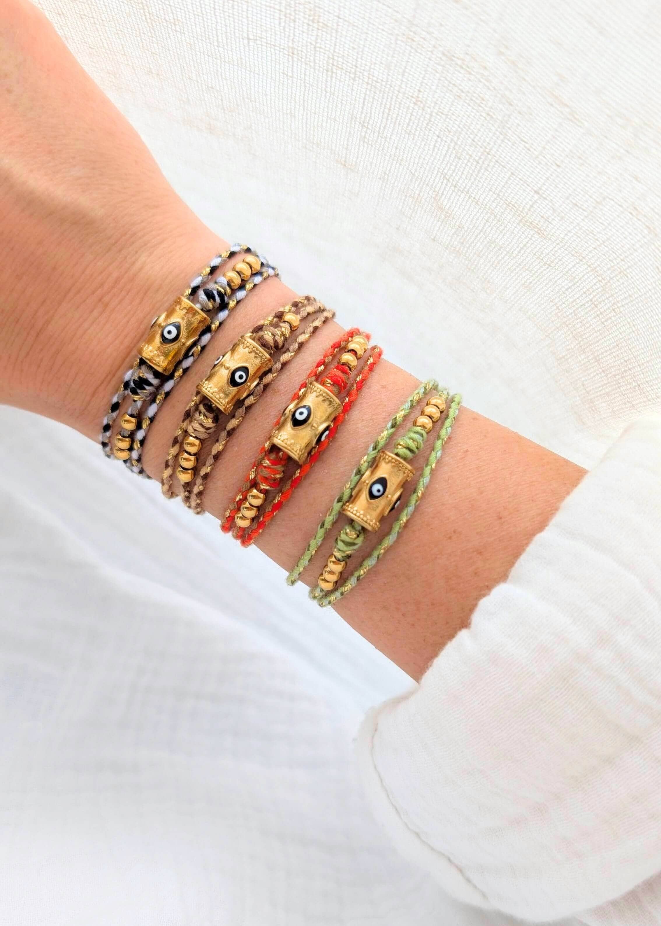 L'Atelier d'Artémis - Wholesale Halskettinghanger - INDI twee-in-één sieraad – omvormbare ketting & armband9