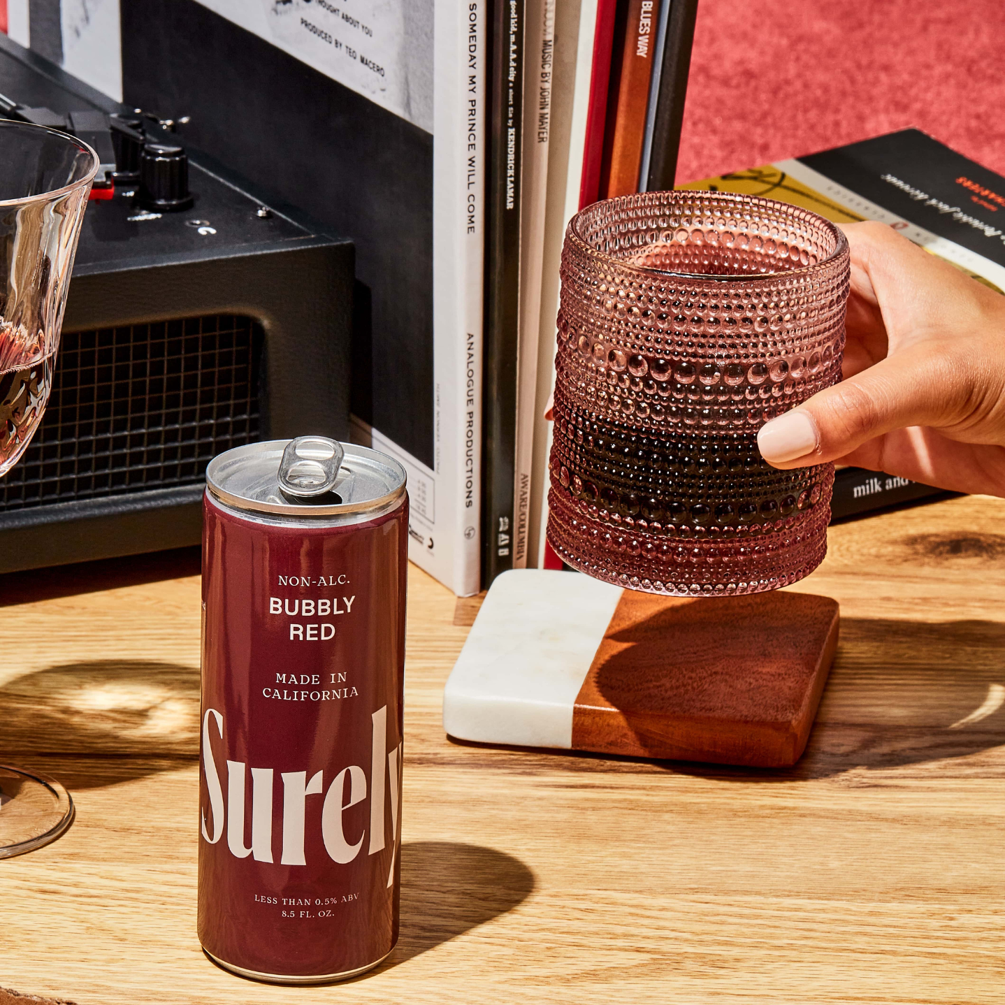 Surely Wine - Wholesale Non-Alcoholic Spirits/Wine/Beer - Non-Alcoholic Bubbly Red Can 4-Pack3