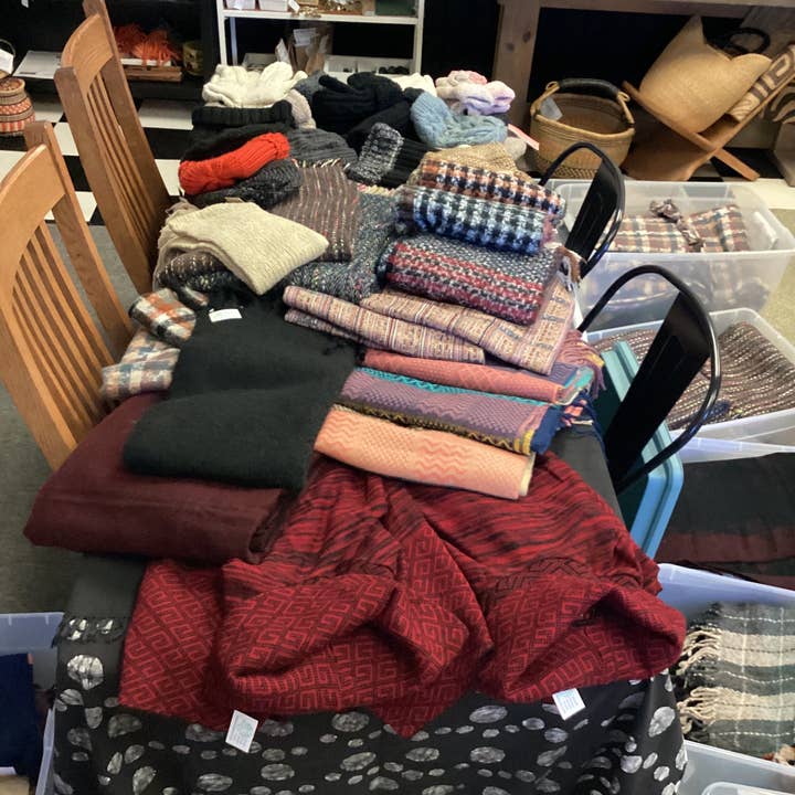 World Peaces - Wholesale Winter Accessory Set - Women's - DEEPLY DISCOUNTED Cozy Women's Winterwear Alpaca Bundle1