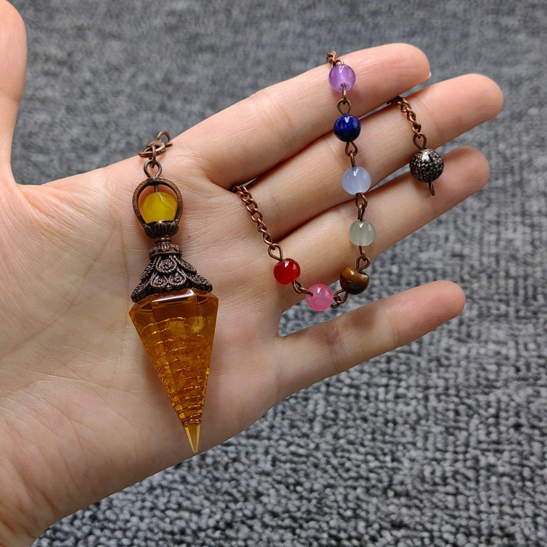 Mio Queena - Wholesale Spiritual Stone/Crystal - Hexagonal Cone Stone Pendulum with Chakra Chain - CS32