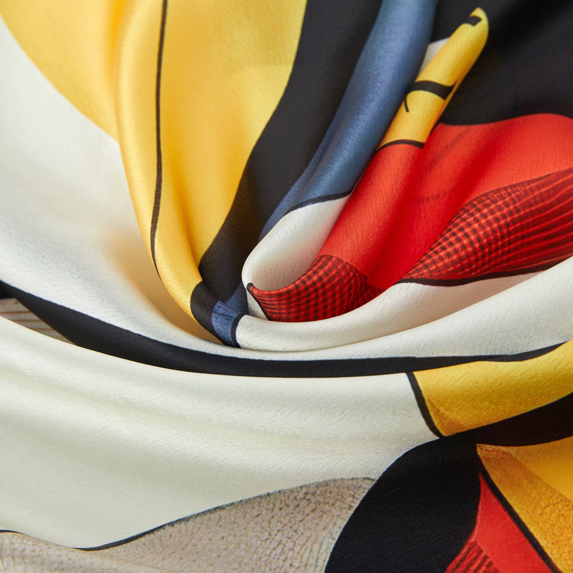 Black Zoé Pelican large silk square for wholesale on Faire5